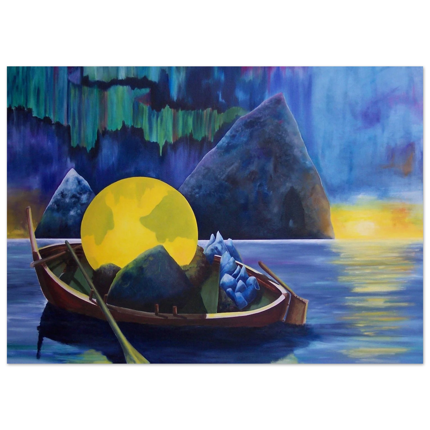 Symbolsk oljemaleri med trebåt på speilblankt vann, midnattssol, nordlys og arktiske fjell fra Nord-Norge